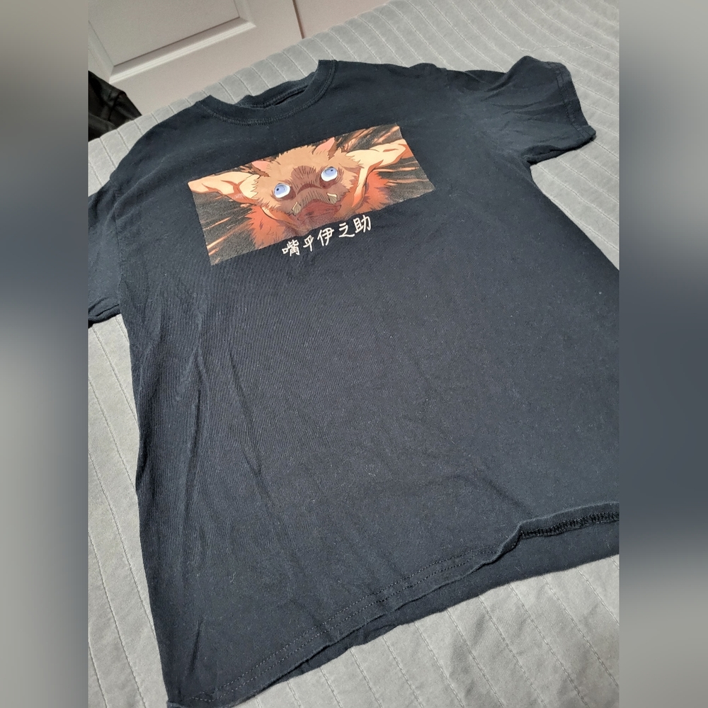 Demon slayer anime inosuke hot topic shirt